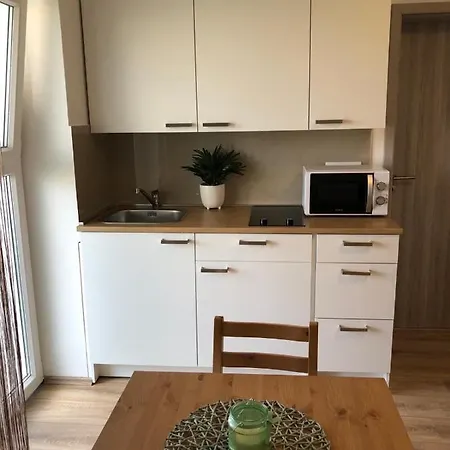 And Fun Sandra Πόρετς